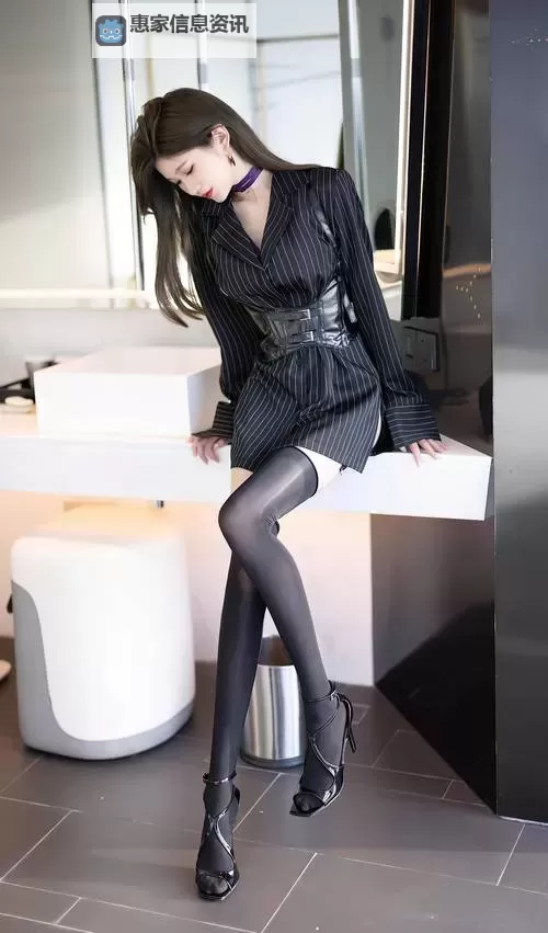 张婉悠图片：清新自然的魅力展现图1