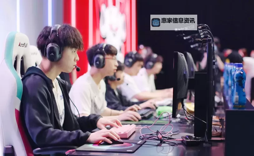 雷霆咆哮改版前的辉煌时光:经典版本回顾图1