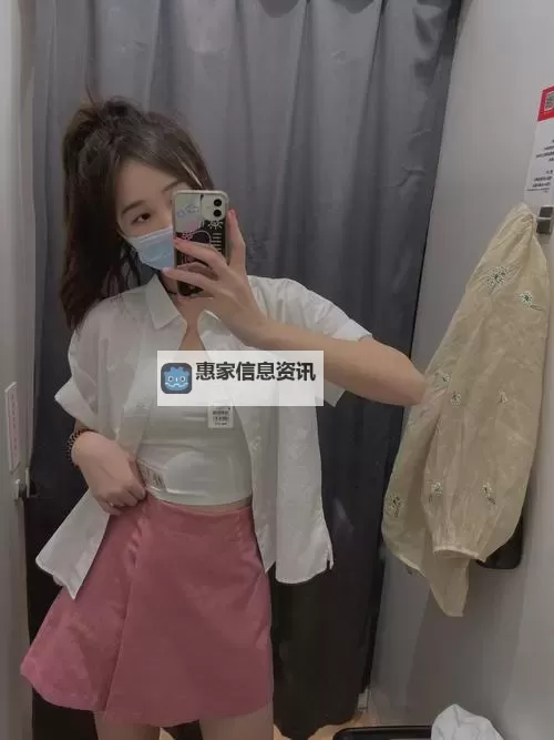 优衣库试衣间全视频:真实体验全纪录图1