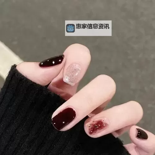 2023年指甲图片美甲款式全指南：最新潮流与创意设计推荐图1