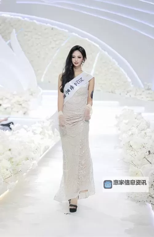 亚洲伊人在新时代的文化风采中闪耀图1