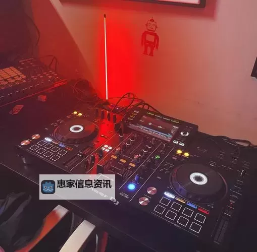 午夜DJ MCQ:深度解析夜场音乐的魅力与技巧图2