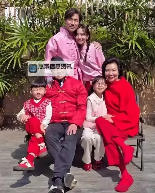 岳女四人共侍一夫婷婷:侠义与情义的传奇篇章图1