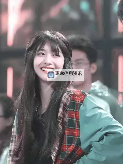 郑爽回应直播争议 引发网友热议图1