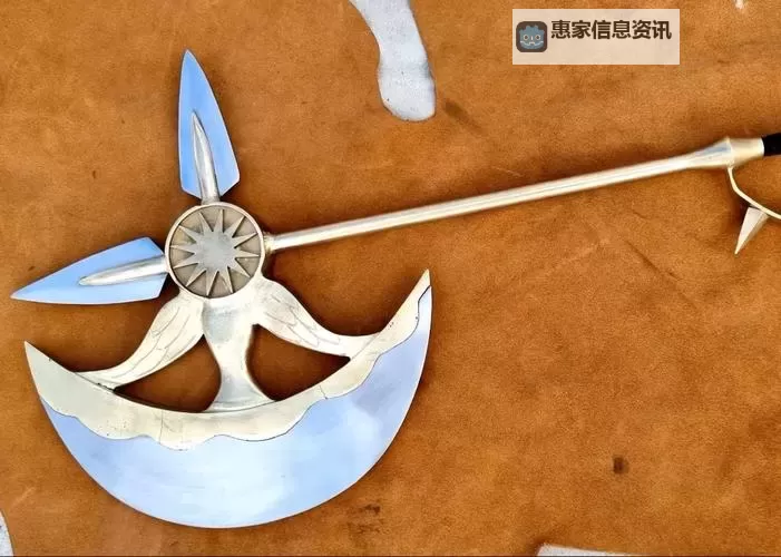 探索不同的武器的锻造方法:从铁器到高科技战械的工艺揭秘图1