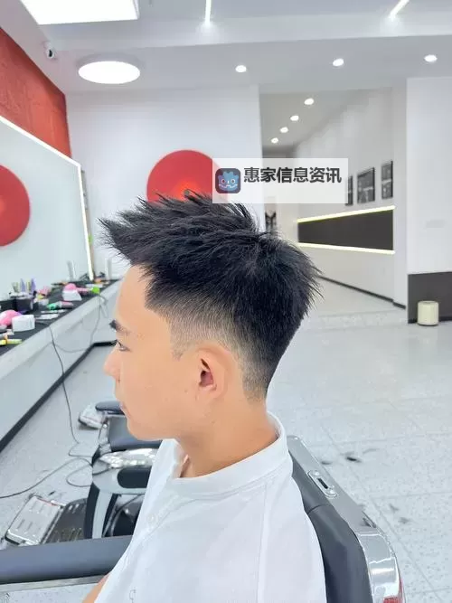 探索潮流风尚:最全最新男士发型图片欣赏图1