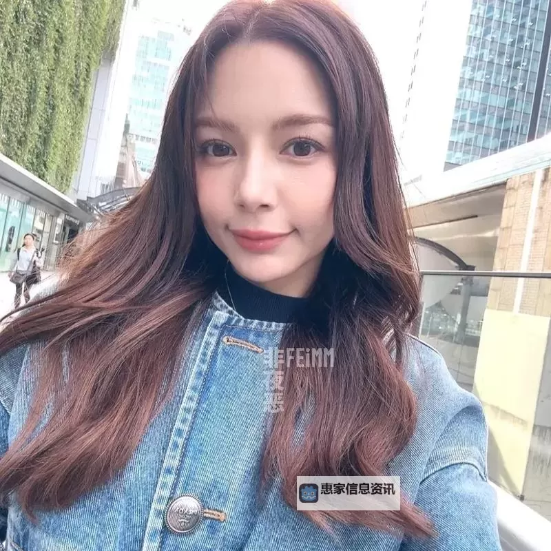 Rio柚木提娜:痴汉电车OL的勇敢反击图1