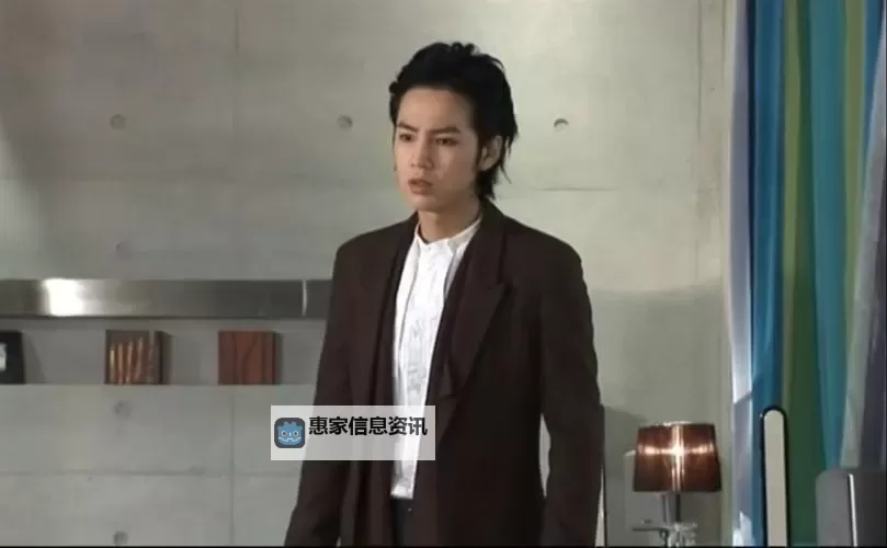 原来是美男剧情介绍：美貌背后的秘密与情感纠葛图1