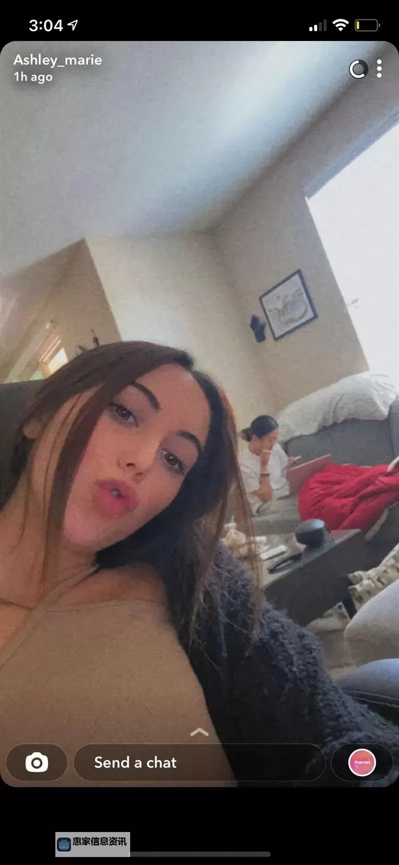 欧美自拍网:镜头里走出的风格地图图1